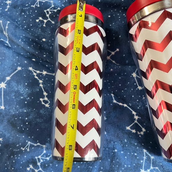 NWOT Set of 2 Red & White Striped Travel Coffee Mugs - Picture 3 of 3
